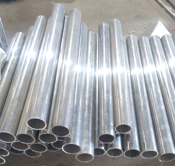 5萬(wàn)大卡生物質(zhì)鍋爐導(dǎo)熱管材料圖片 5萬(wàn)大卡生物質(zhì)鍋爐導(dǎo)熱管材料圖片